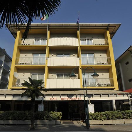 Hotel Primo Riva del Garda Exteriör bild