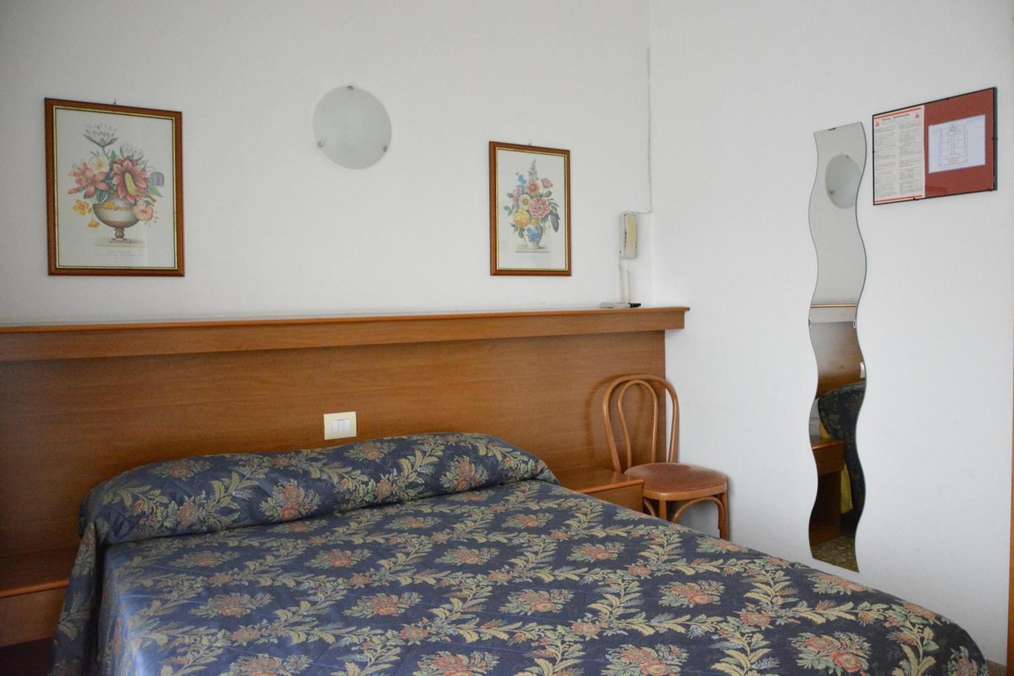 Hotel Primo Riva del Garda Exteriör bild