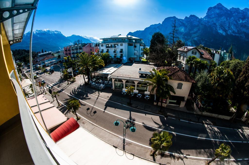 Hotel Primo Riva del Garda Exteriör bild