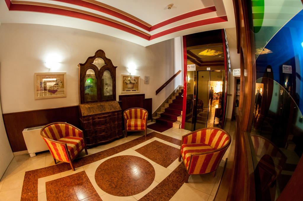Hotel Primo Riva del Garda Exteriör bild