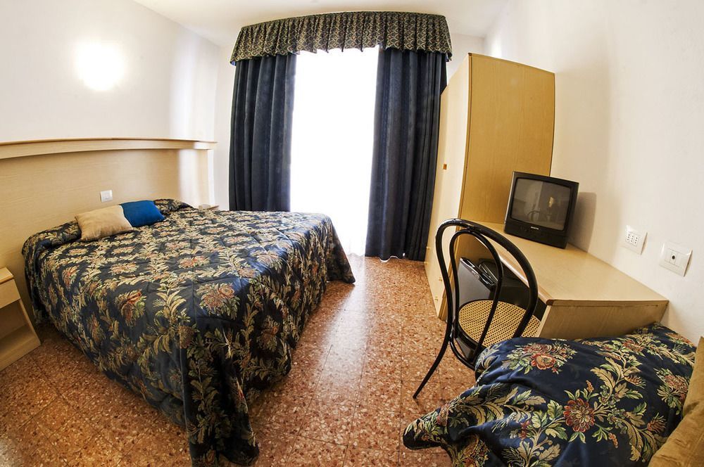 Hotel Primo Riva del Garda Exteriör bild