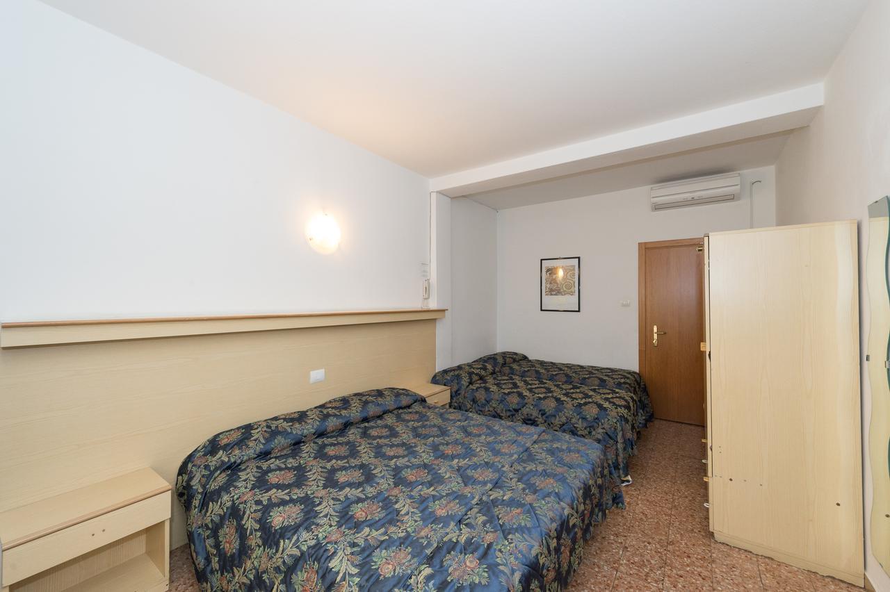 Hotel Primo Riva del Garda Exteriör bild